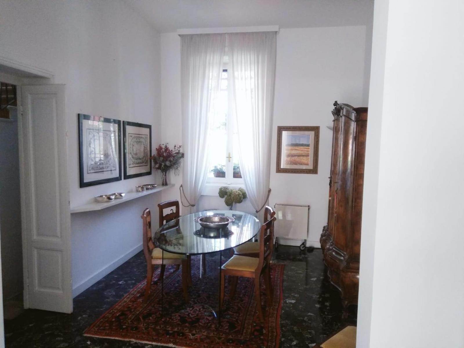 Casa Mari - Free Secure Parking, Breakfast, Private Bathroom, Wifi, Garden, Aircon Milan Bagian luar foto