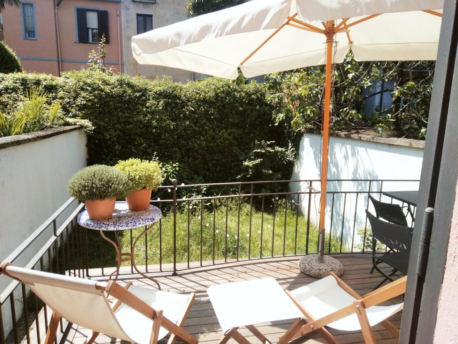 Casa Mari - Free Secure Parking, Breakfast, Private Bathroom, Wifi, Garden, Aircon Milan Bagian luar foto